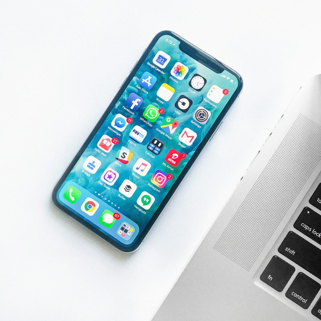 The 3 Best tools for social management and social marketing (Free + Premium) 2018