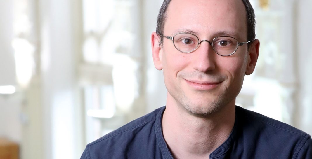 Peter Arvai
