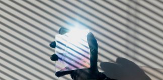 Huawei war with FBI is crushing a startup called Akhan Semiconductor Akhan Semiconductor