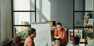 From Zero to One Million Users: Growth Hacking Lessons from Global Startups growth hacking lessons